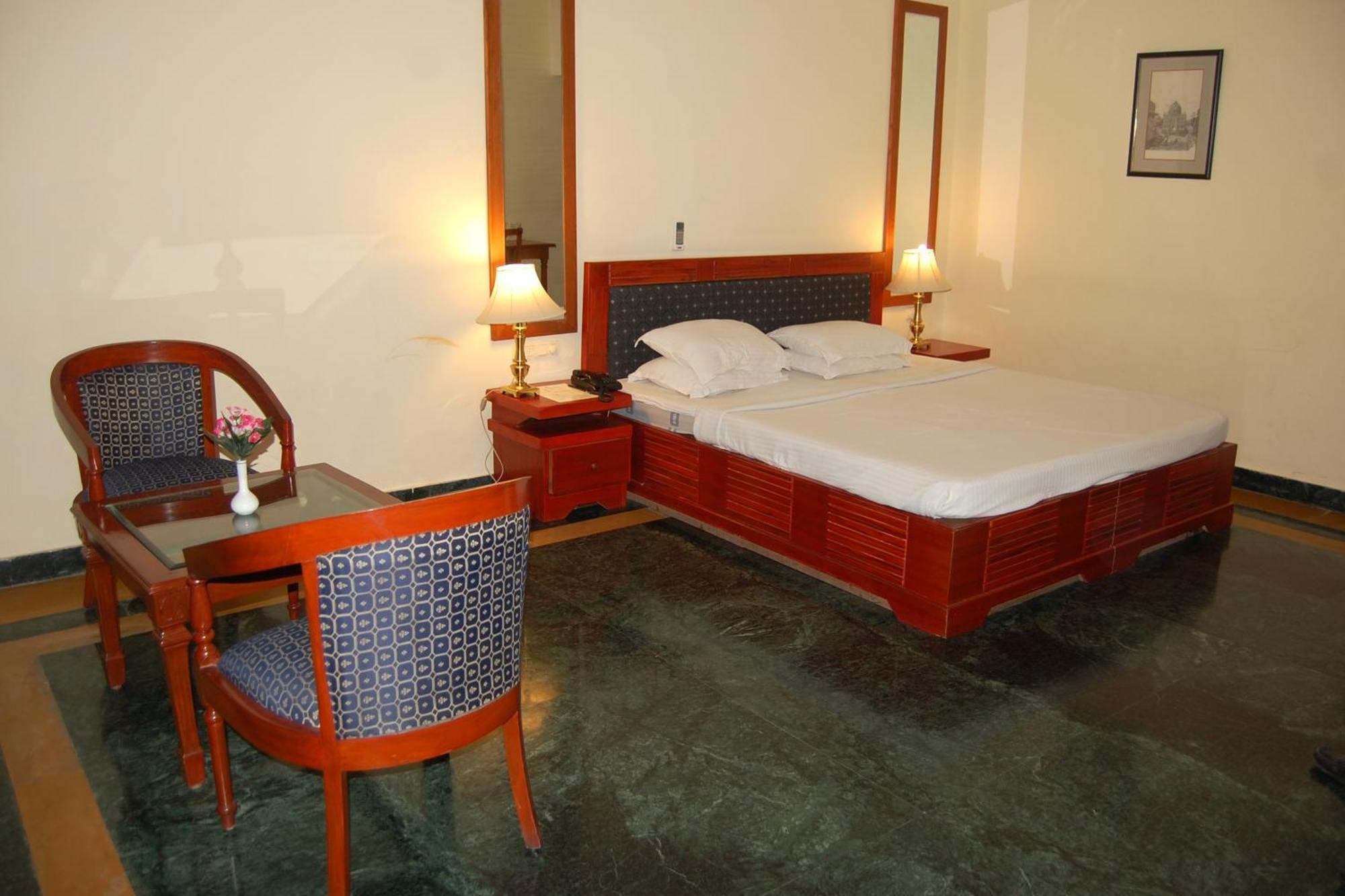The Royal Residency Bodh Gaya Exterior foto