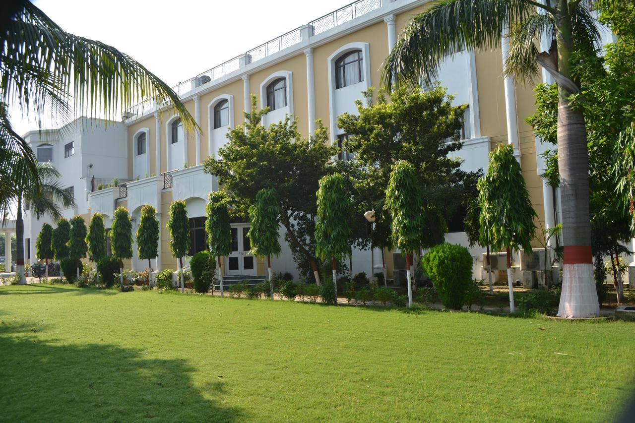 The Royal Residency Bodh Gaya Exterior foto