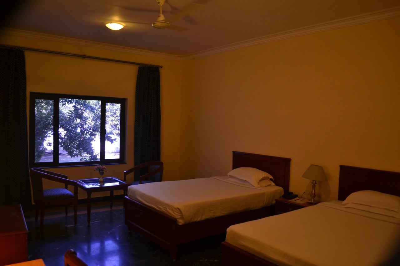The Royal Residency Bodh Gaya Exterior foto