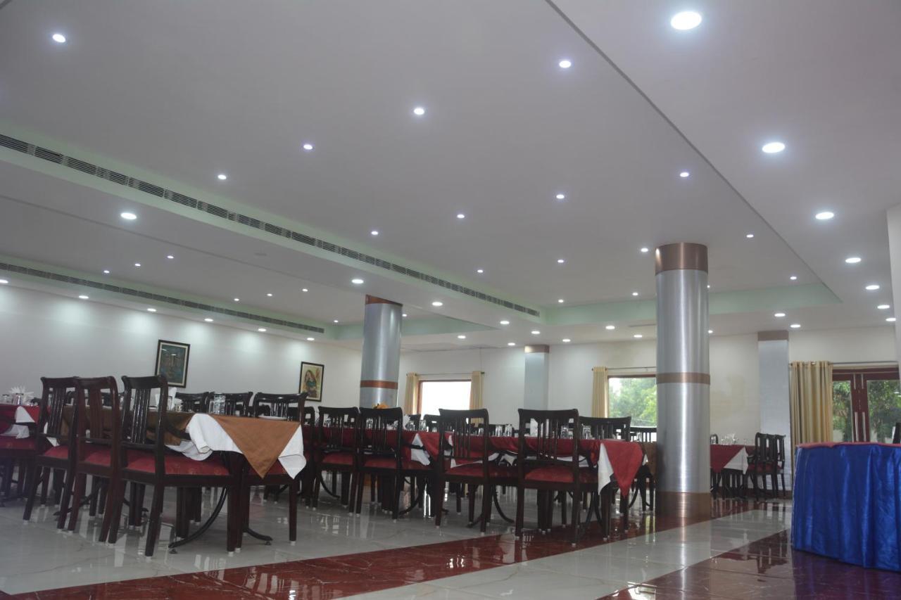 The Royal Residency Bodh Gaya Exterior foto