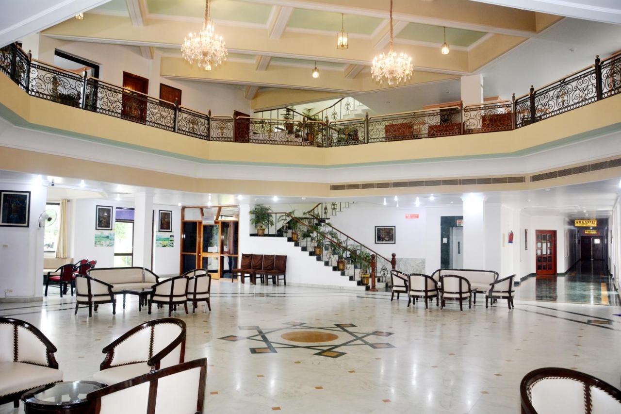 The Royal Residency Bodh Gaya Exterior foto