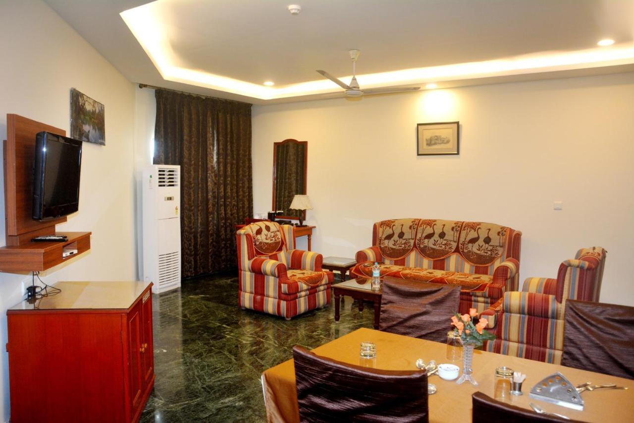 The Royal Residency Bodh Gaya Exterior foto