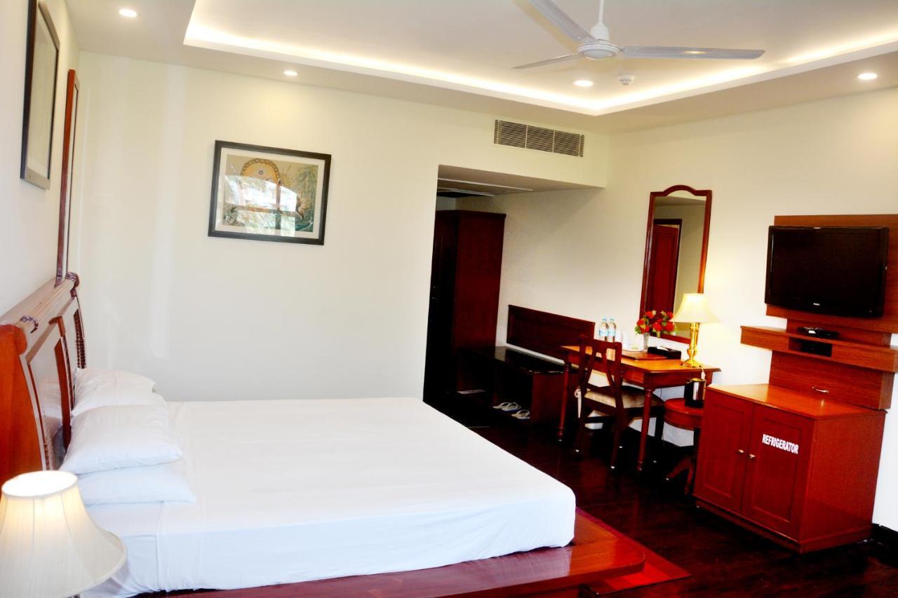 The Royal Residency Bodh Gaya Exterior foto